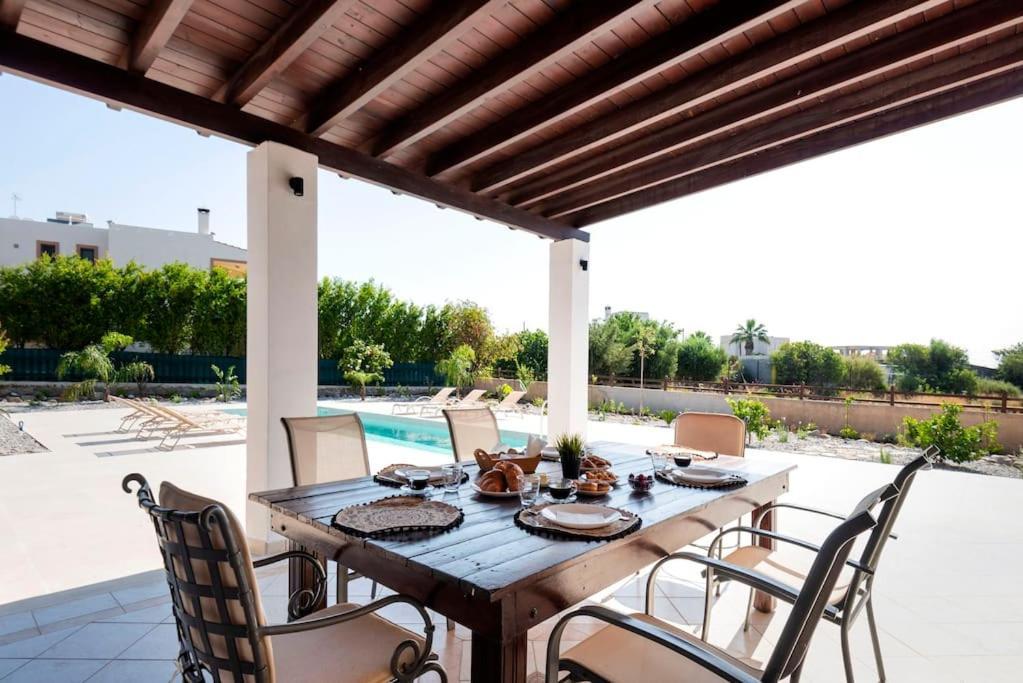 גנאדי Villa Maribia With Private Pool מראה חיצוני תמונה
